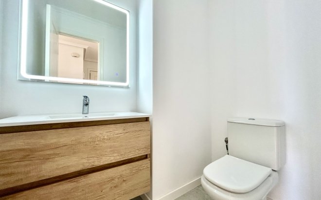 Resale - Apartment -
Campoamor - Costa Blanca