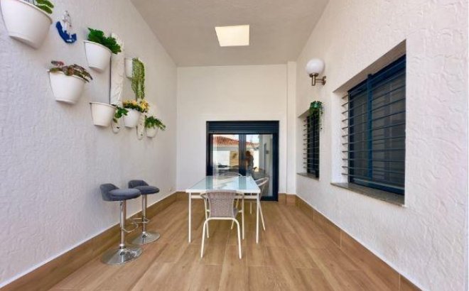 Herverkoop - Villa -
Pilar de la Horadada - Torre De La Horadada