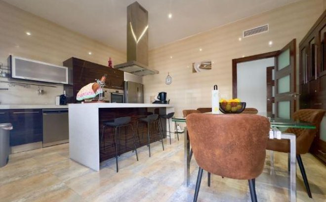 Herverkoop - Villa -
Pilar de la Horadada - Torre De La Horadada