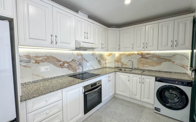 Resale - Apartment -
Orihuela Costa - Costa Blanca