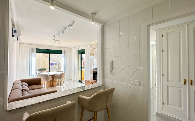 Resale - Apartment -
Orihuela Costa - Costa Blanca