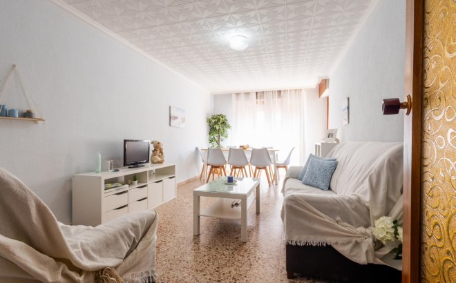 Resale - Apartment -
Torrevieja - Costa Blanca