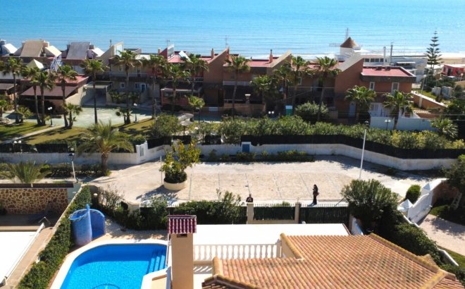 Revente - Villa -
Torrevieja - Costa Blanca