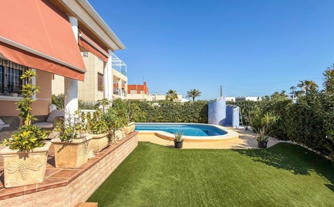 Revente - Villa -
Torrevieja - Costa Blanca