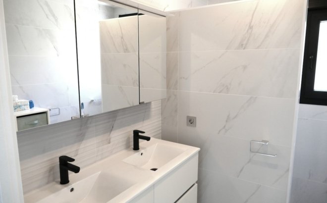 Resale - Villa -
Benijofar - Costa Blanca