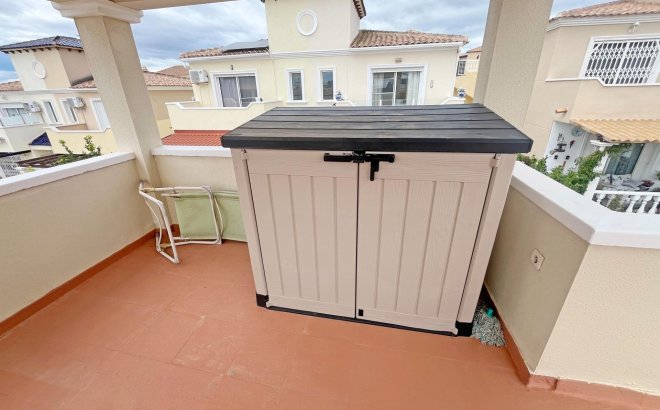 Resale - Dúplex -
San Miguel de Salinas - Las Filipinas