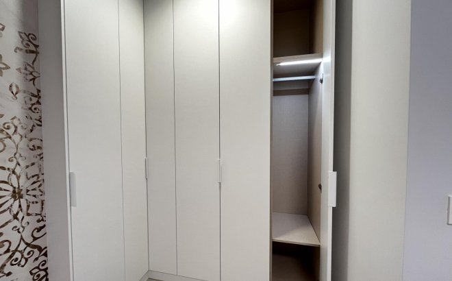 Revente - Appartement -
Torrevieja - Playa del Cura