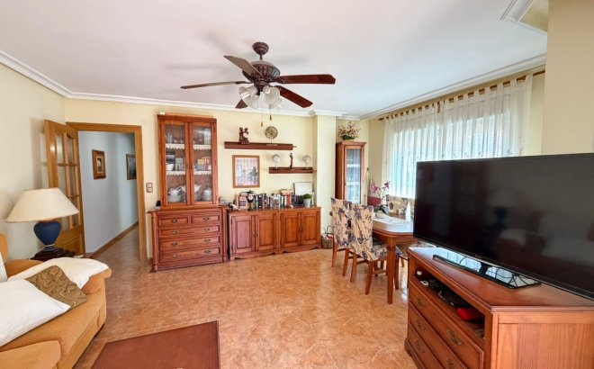 Revente - Appartement -
Torrevieja - Playa del Cura