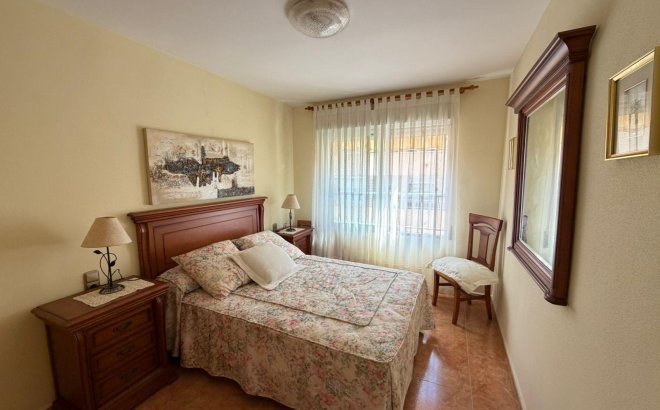 Revente - Appartement -
Torrevieja - Playa del Cura