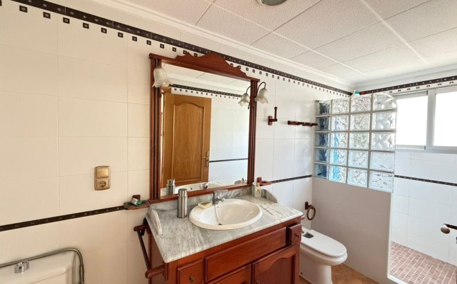 Revente - Appartement -
Torrevieja - Playa del Cura