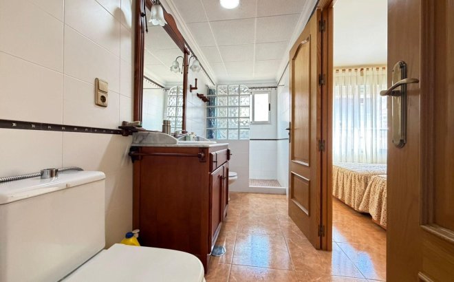 Revente - Appartement -
Torrevieja - Playa del Cura