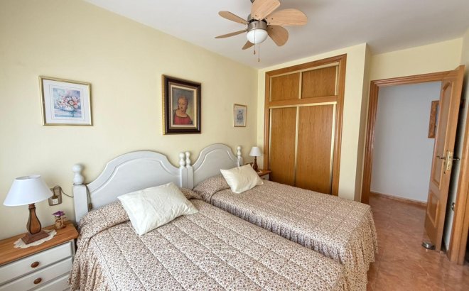 Revente - Appartement -
Torrevieja - Playa del Cura