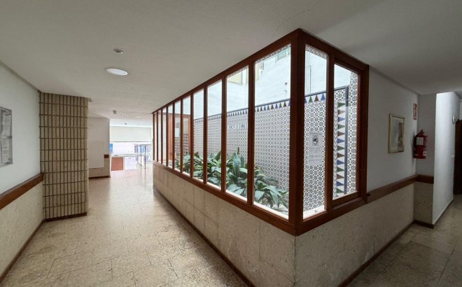 Revente - Appartement -
Torrevieja - Playa del Cura
