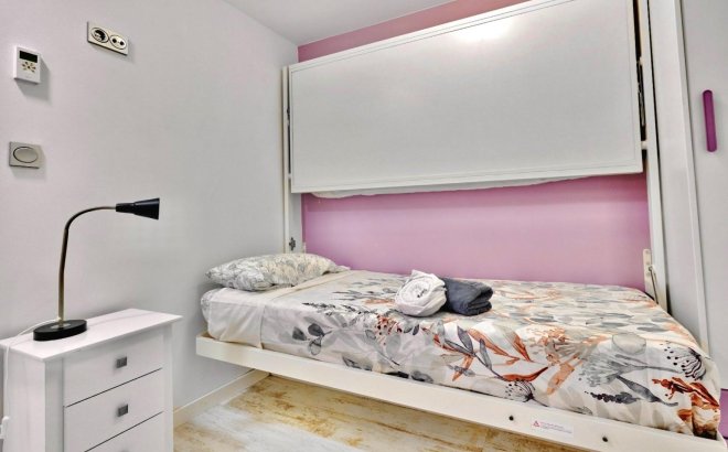 Resale - Apartment -
Torrevieja - Estacion De Autobuses