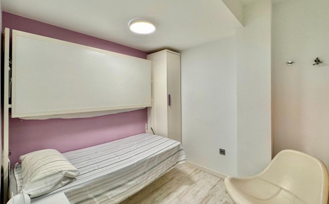 Resale - Apartment -
Torrevieja - Estacion De Autobuses