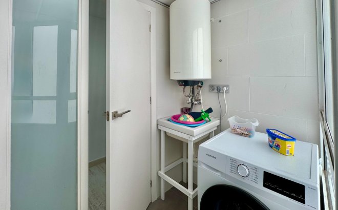 Resale - Apartment -
Torrevieja - Estacion De Autobuses