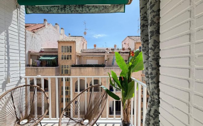 Resale - Penthouse -
Torrevieja - Estacion De Autobuses