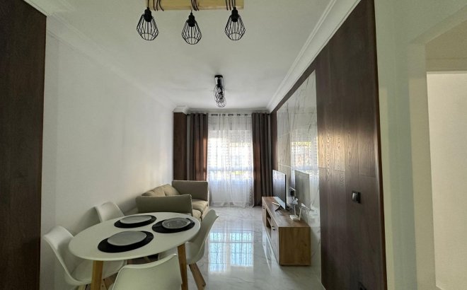 Resale - Apartment -
Torrevieja