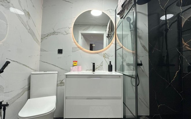 Resale - Apartment -
Torrevieja