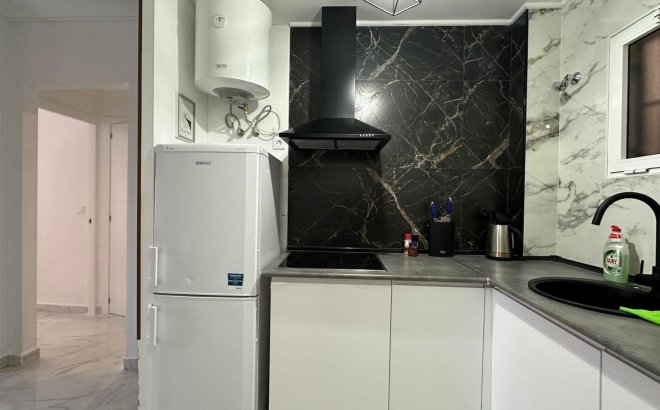 Resale - Apartment -
Torrevieja