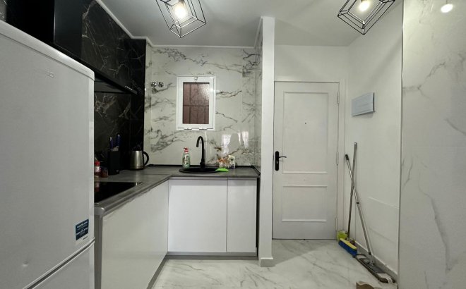 Resale - Apartment -
Torrevieja