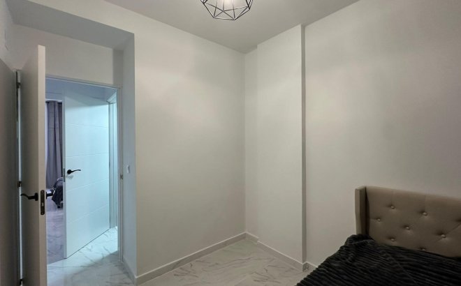 Resale - Apartment -
Torrevieja