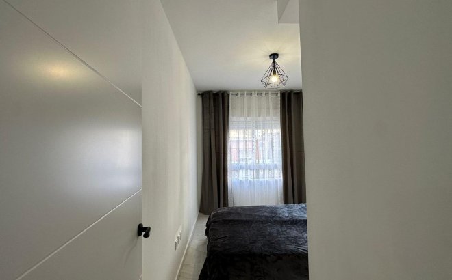 Resale - Apartment -
Torrevieja