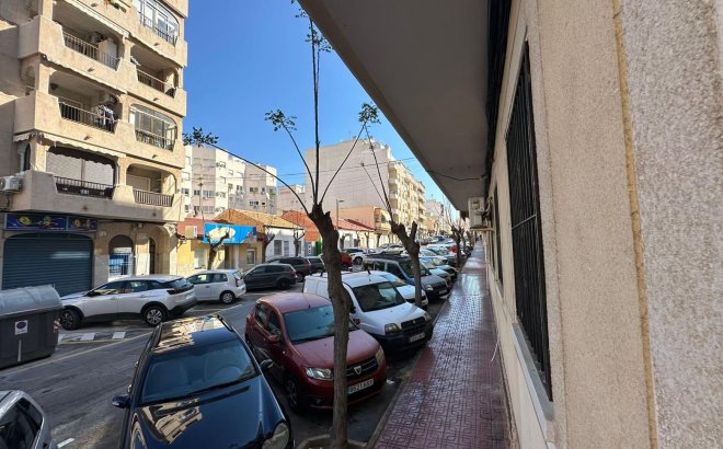 Resale - Apartment -
Torrevieja