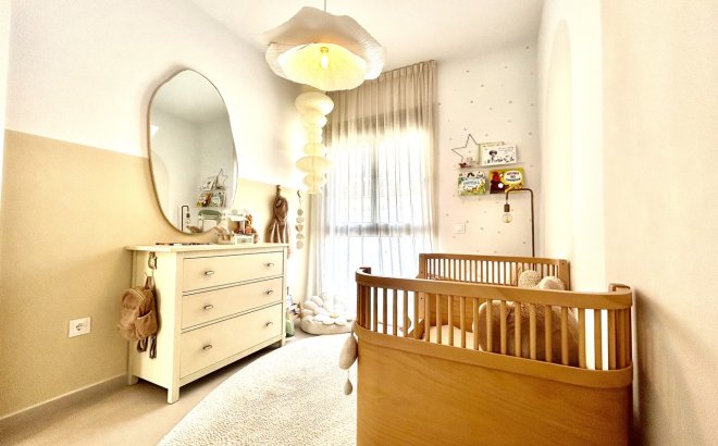 Revente - Villa -
San Miguel de Salinas - Inland