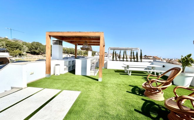 Revente - Villa -
San Miguel de Salinas - Inland