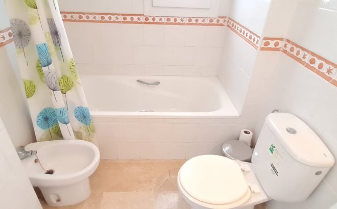 Herverkoop - Penthouse -
Villamartin - Costa Blanca