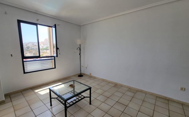 Herverkoop - Penthouse -
Torrevieja - Playa De La Mata