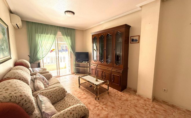 Revente - Appartement -
Torrevieja - Playa del Cura