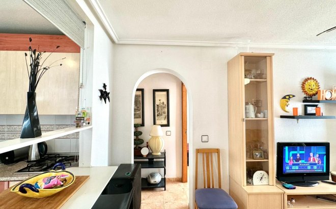 Herverkoop - Bungalow -
Torrevieja - El Limonar