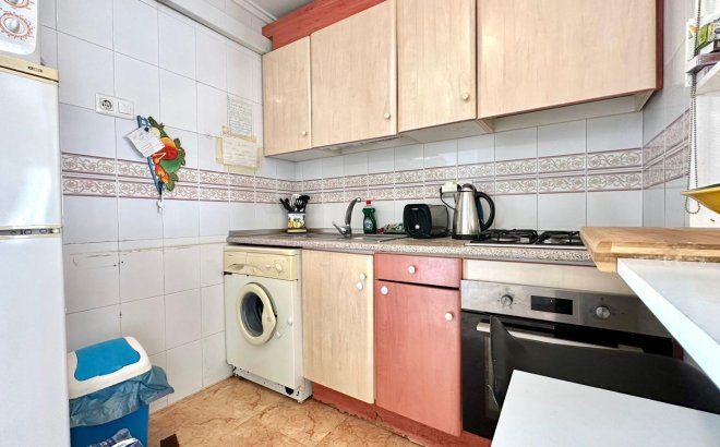 Herverkoop - Bungalow -
Torrevieja - El Limonar