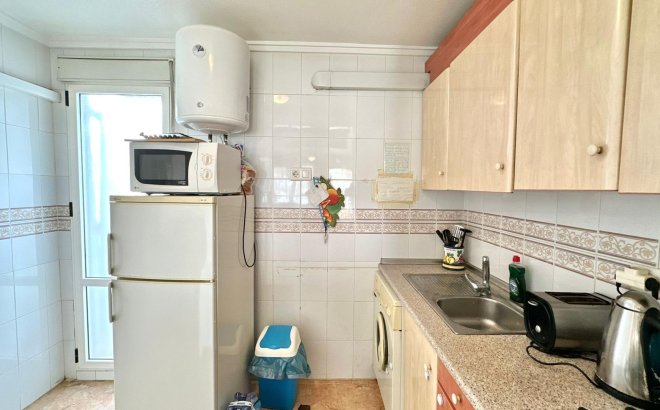 Herverkoop - Bungalow -
Torrevieja - El Limonar