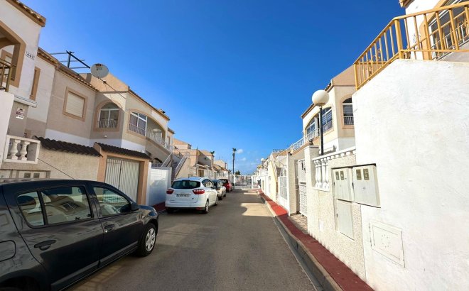 Herverkoop - Bungalow -
Torrevieja - El Limonar