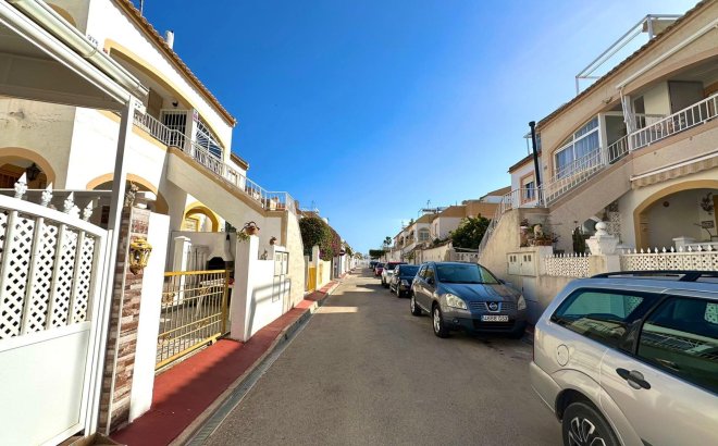 Herverkoop - Bungalow -
Torrevieja - El Limonar