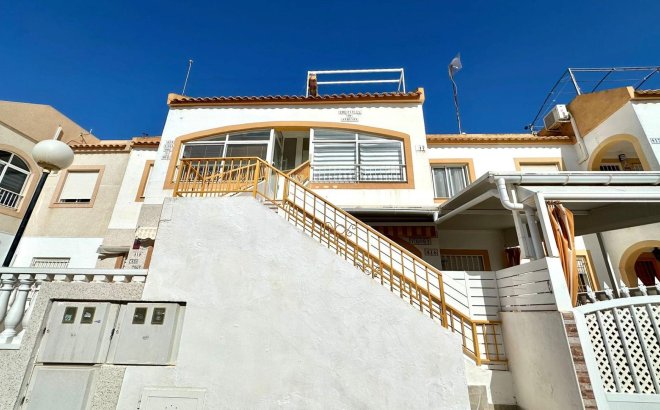 Herverkoop - Bungalow -
Torrevieja - El Limonar