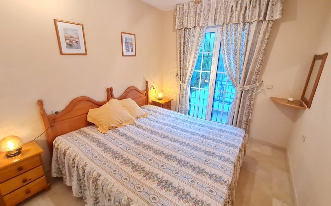 Resale - Bungalow -
Villamartin - Costa Blanca