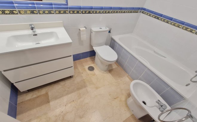 Resale - Bungalow -
Villamartin - Costa Blanca