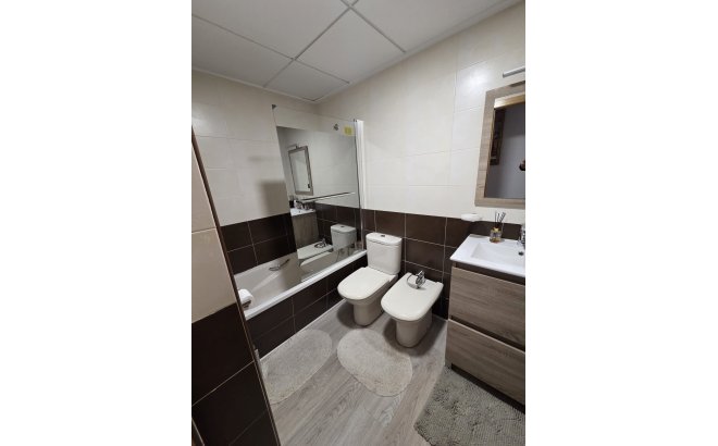 Resale - Apartment -
Torrevieja - Costa Blanca