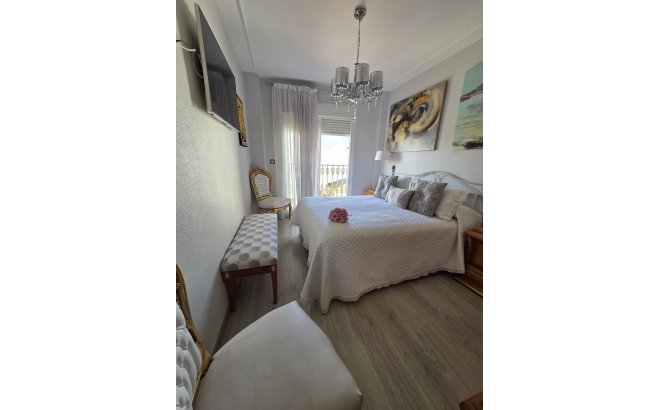 Resale - Apartment -
Torrevieja - Costa Blanca