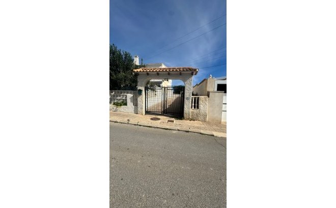 Resale - Town House -
Orihuela Costa - Costa Blanca