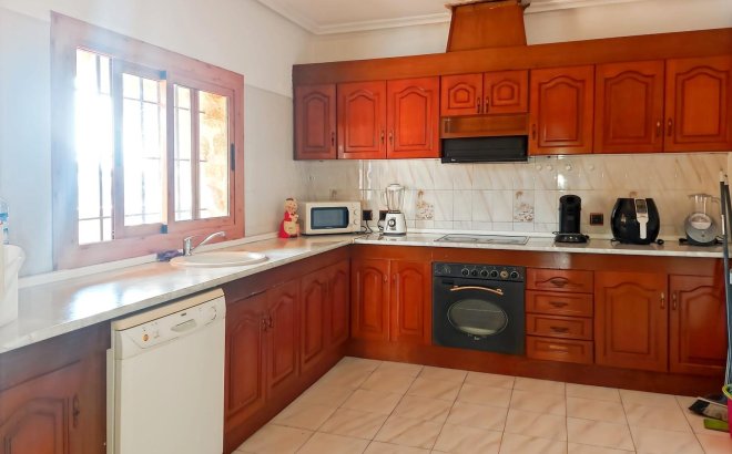 Revente - Villa -
Torrevieja - Costa Blanca