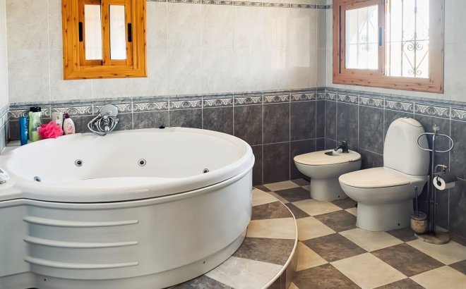 Revente - Villa -
Torrevieja - Costa Blanca