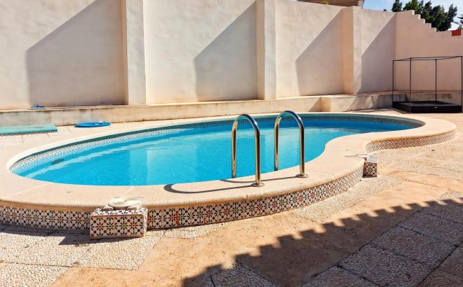 Revente - Villa -
Torrevieja - Costa Blanca