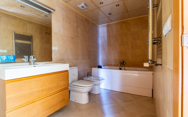 Resale - Villa -
Orihuela Costa - Costa Blanca