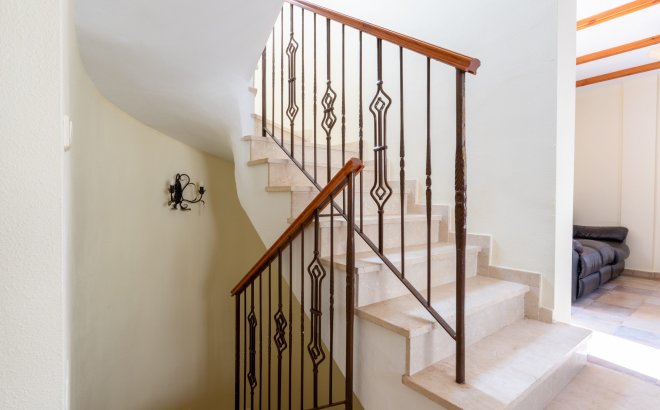 Resale - Villa -
Orihuela Costa - Costa Blanca