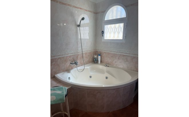 Resale - Villa -
Orihuela Costa - Costa Blanca